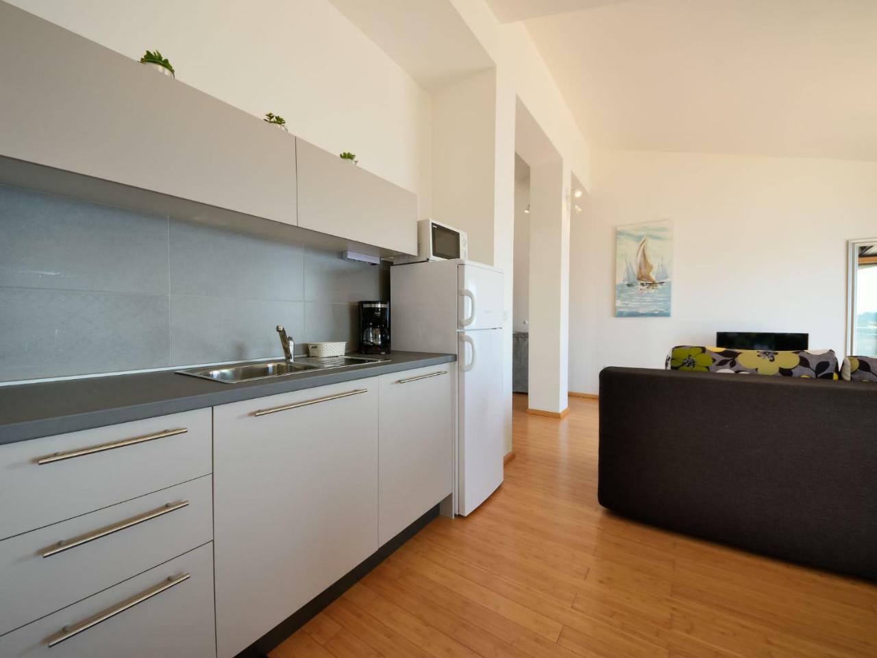 Apartment Val 2-1 By Interhome Sveti Juraj Exterior foto